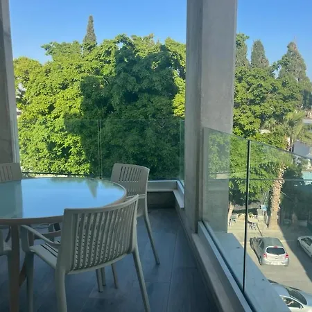 Phaedrus Living Coral Horizon *